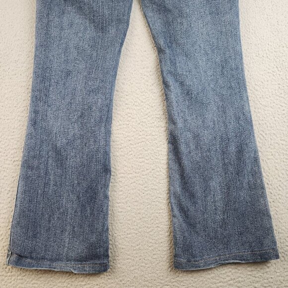 Silver Jeans Women's 29x28 90s Suki Flare Leg Blue Denim Stretch Low Rise Hemmed - Picture 3 of 13